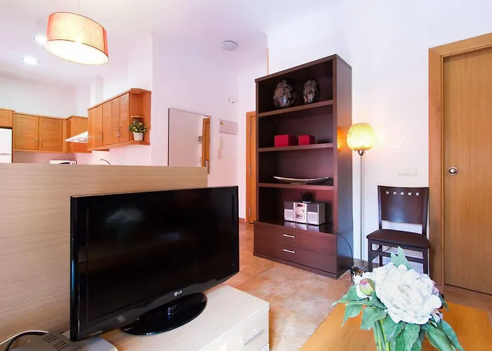 Apartment Living - Merced