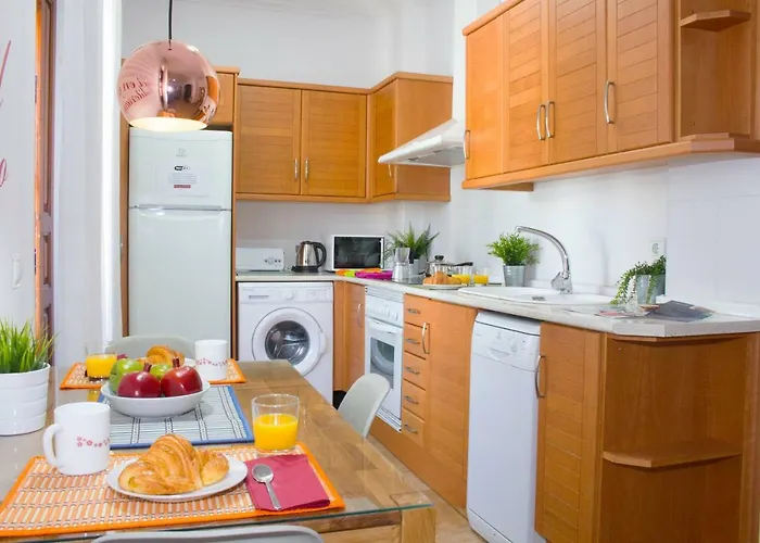 Living - Merced Apartment