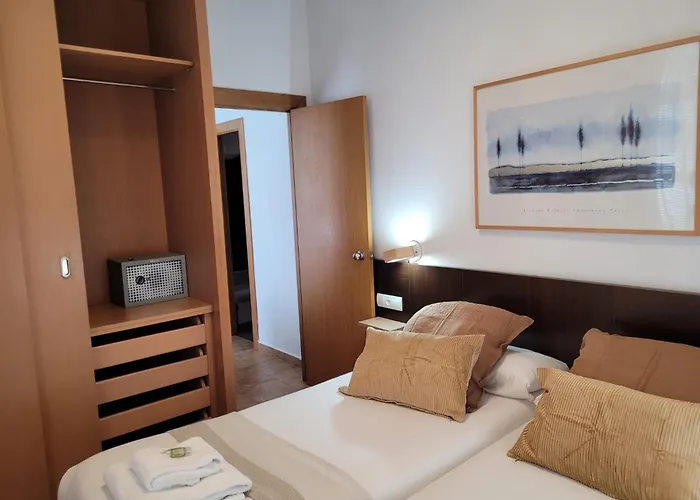 Living - Merced Valencia