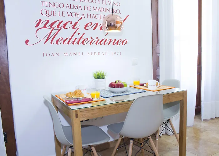 아파트 Living - Merced *