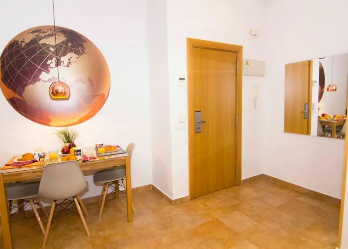 Living - Merced 아파트 *